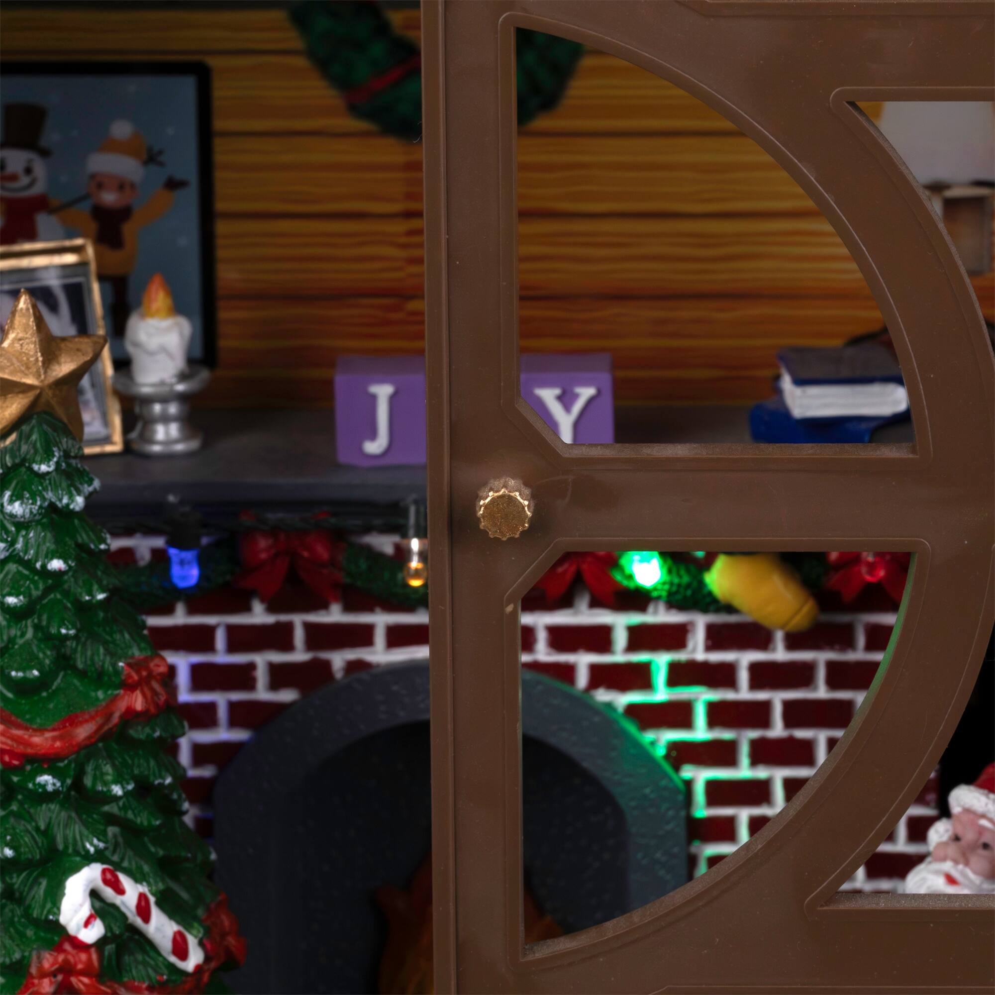 LED Lighted and Musical Retro Radio with Santa Scene Christmas Decoration - 12.5"